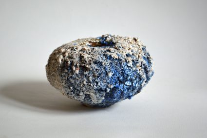 céramique ronde bleue